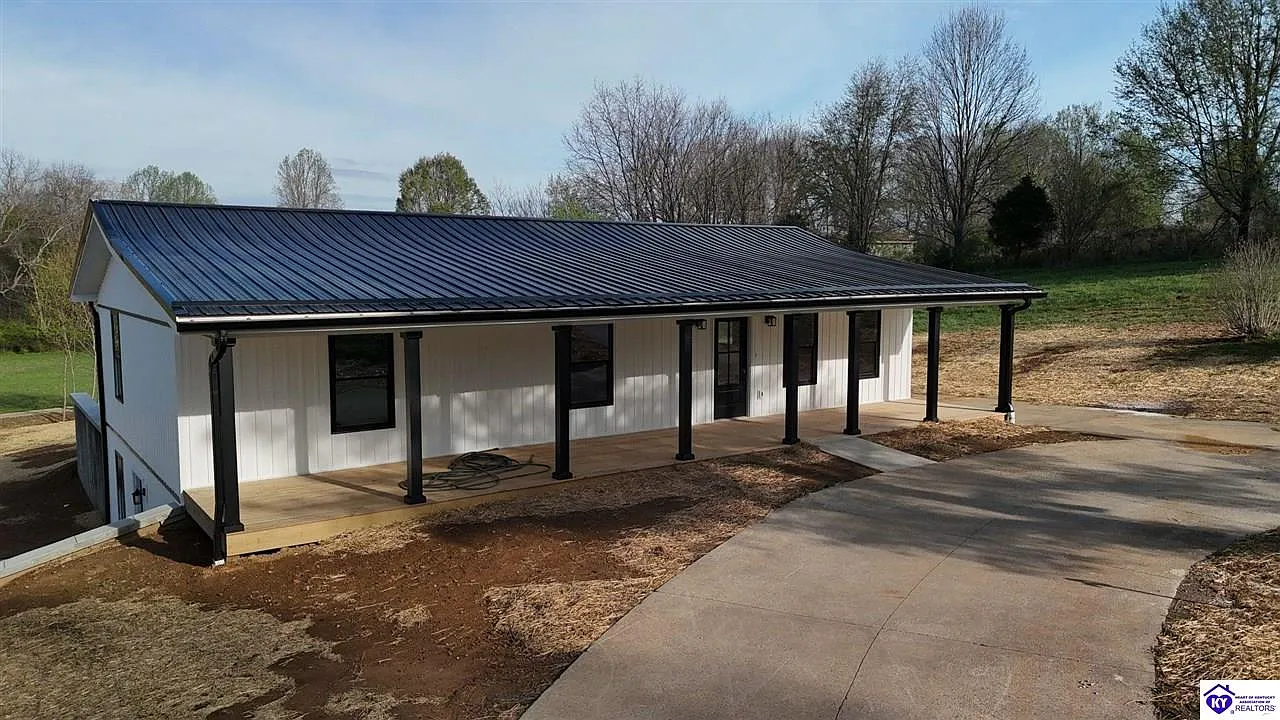 301 Pawley Ln photo 1