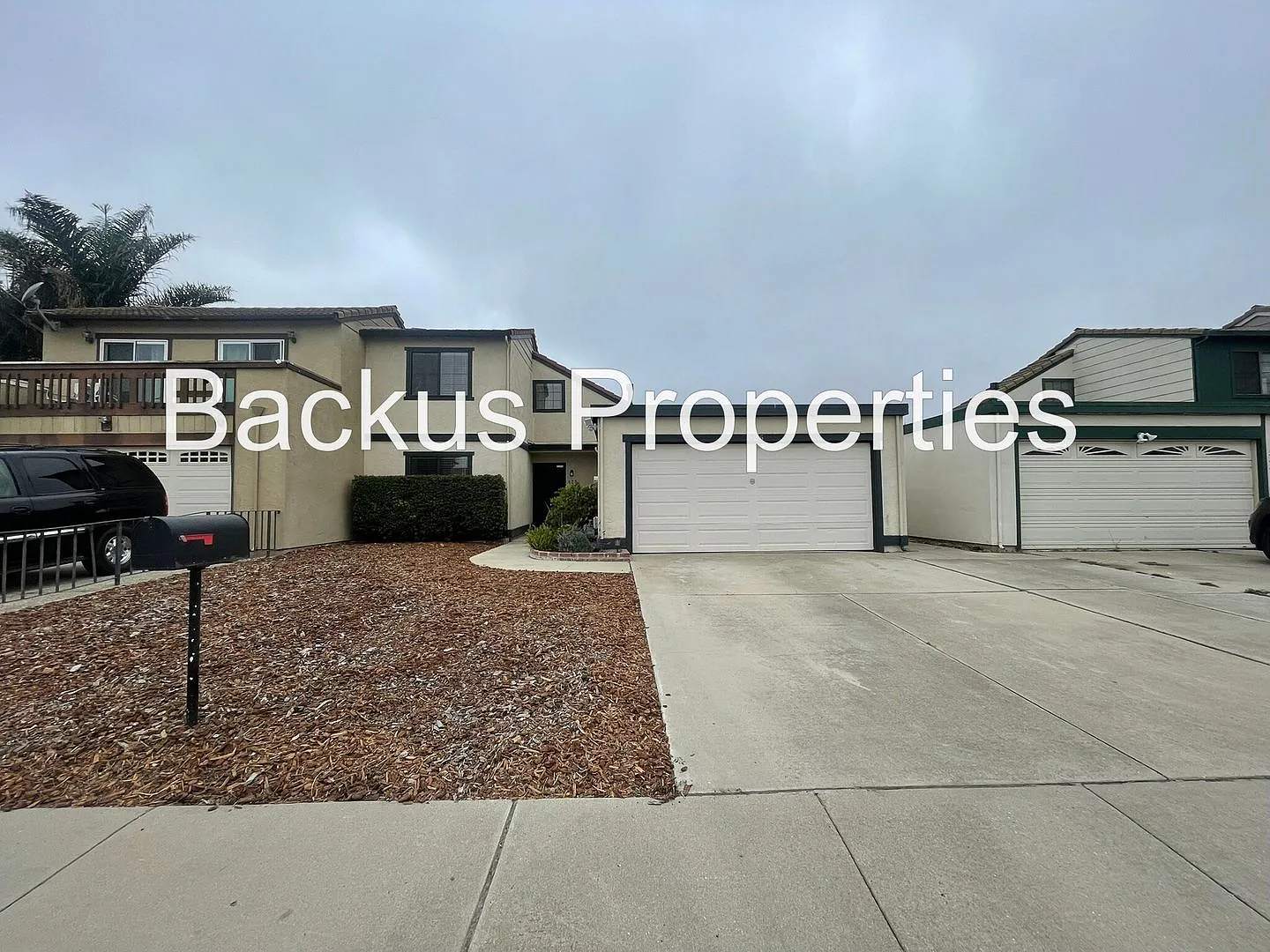 Wonderful two-story three bedroom home in North Salinas — Photo 1