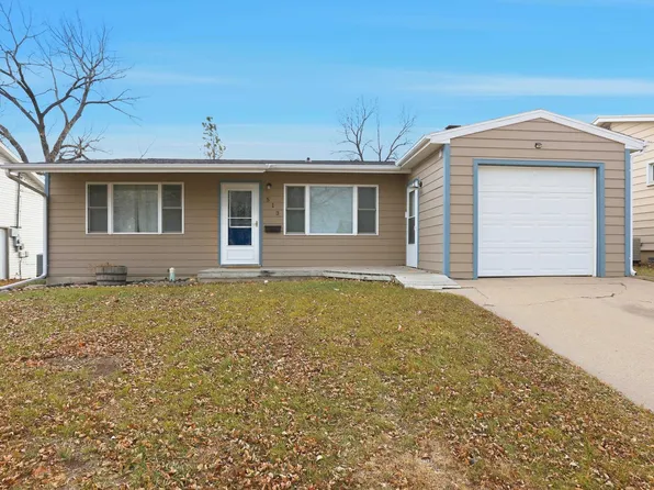 513 E Waterloo St, Rapid City, SD 57701