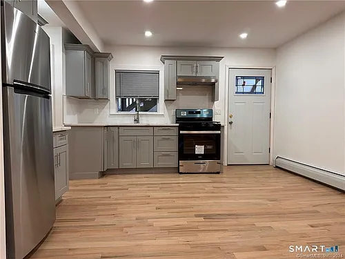 192 Peace St #1 Photo 1