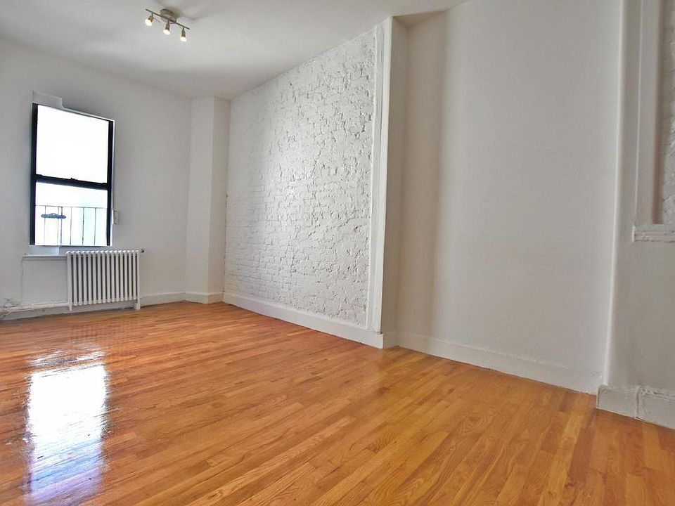 1st image of 161 Prince St APT 21