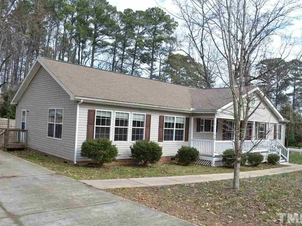 1182 Fairlane Rd, Cary, NC 27511