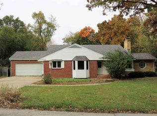 2612 Shady Ln, Rockford, IL 61107