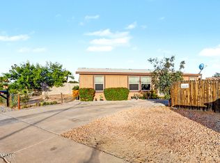 1425 N Evergreen St, Chandler, AZ 85225