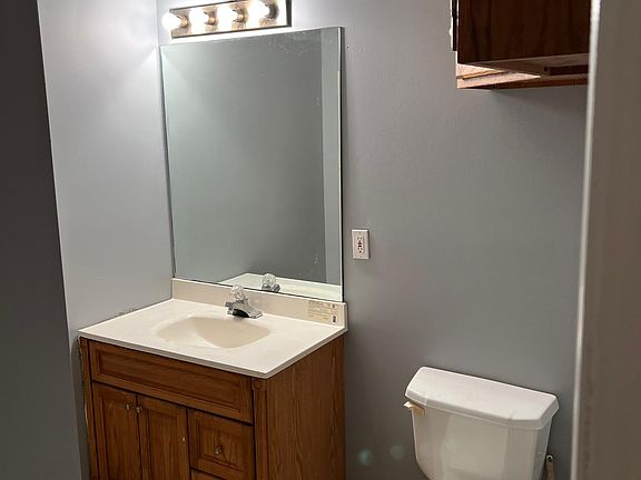 4th image of 216 Azure Dr #1