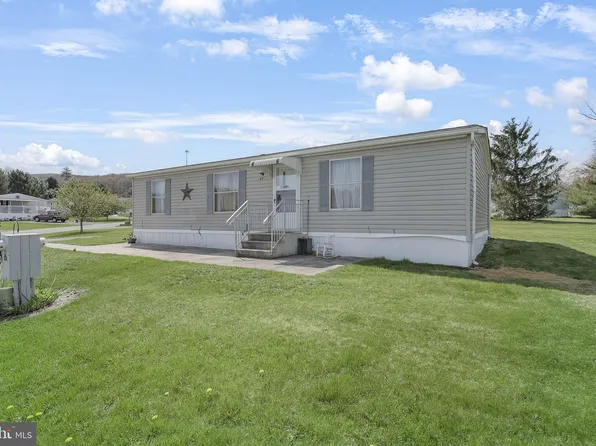 63 Britt Dr, Lehighton, PA 18235