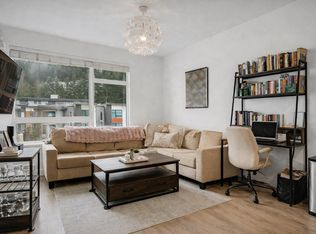 3018 Saint George St #310, Pt Moody, BC V3H 0L4