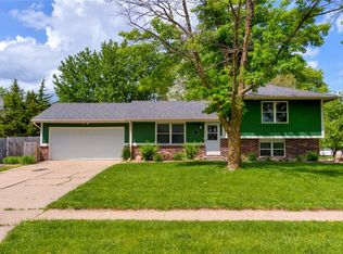 1201 Bel Aire Rd, Polk City, IA 50226