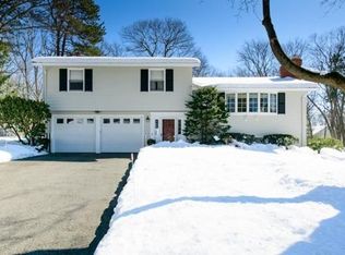 3 Nassau Dr, Winchester, MA 01890