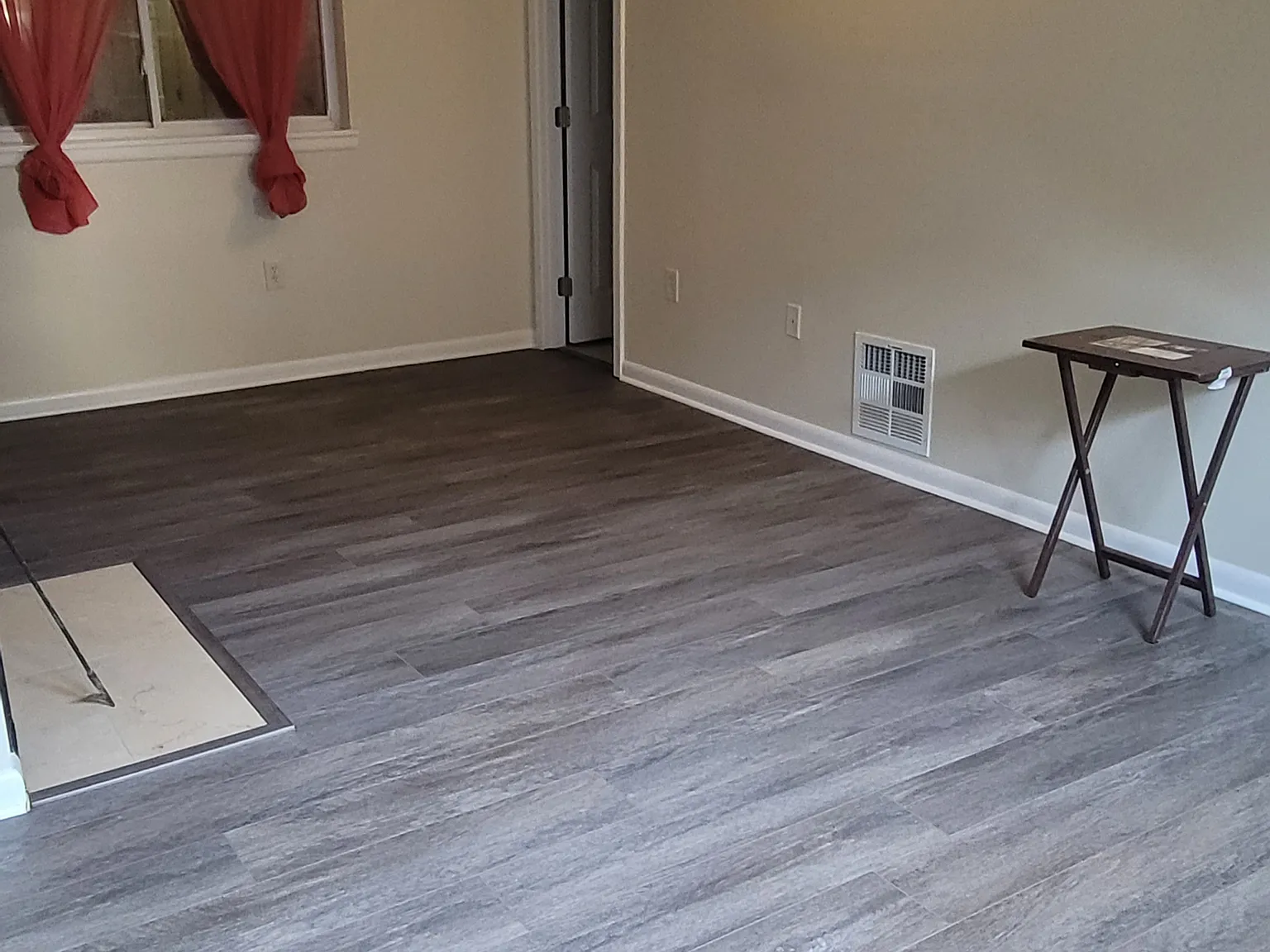 3 bed, 960 sqft, $2,600 — Photo 4