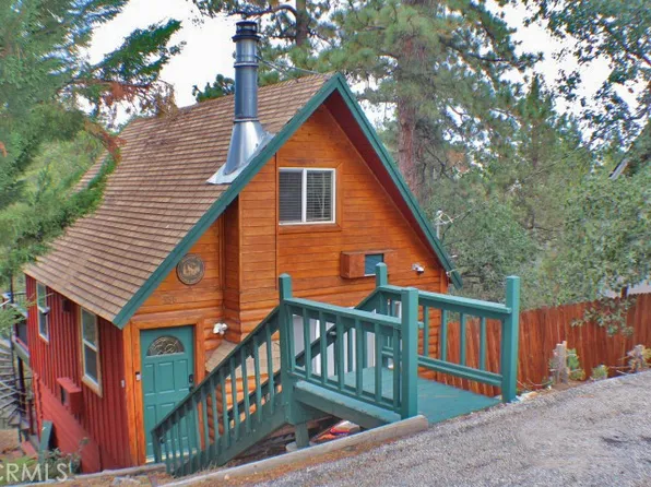 556 Villa Grove Ave, Big Bear City, CA 92314