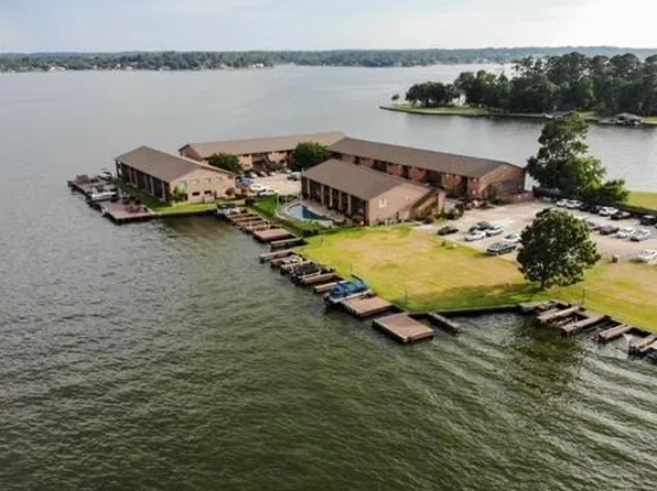 801 River Rd, Montgomery, TX