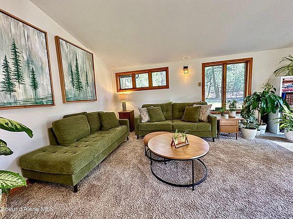 5th image of 949 Fitzpatrick Rd