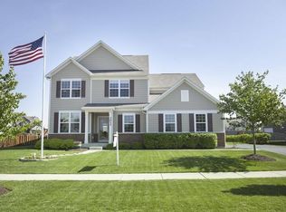 3011 Range Rd, Elgin, IL 60124