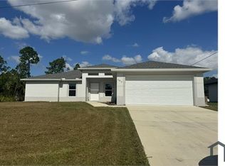 2812 13th St W, Lehigh Acres, FL 33971
