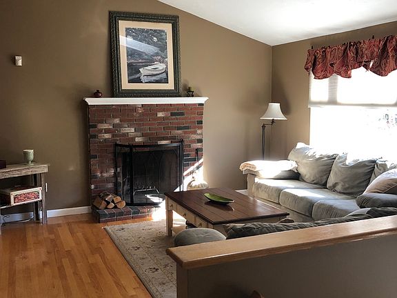 Main house Living Rm