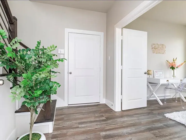 1740 Cove Crescent Ct — Photo 28