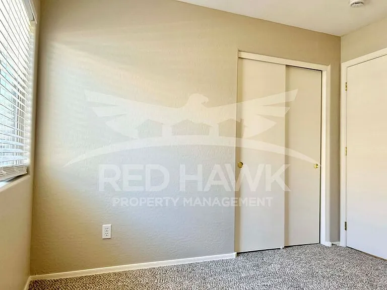 3162 W Sunshine Butte Dr — Photo 13