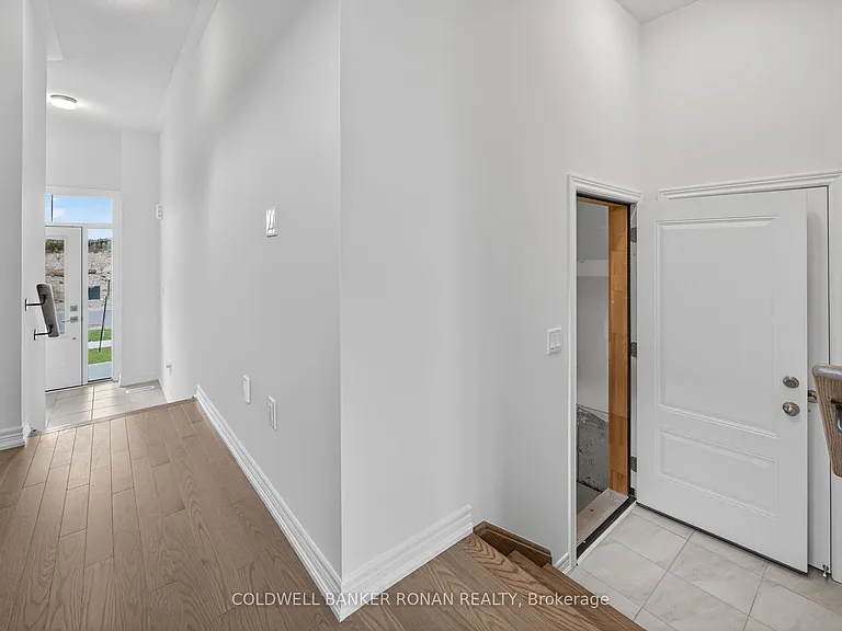 29 Milady Cres — Photo 18