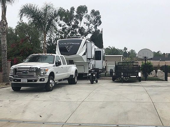 RV Parking with 50amp 