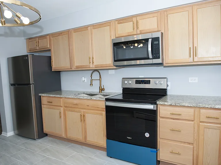 101 Oglesby Ave #1W — Photo 3