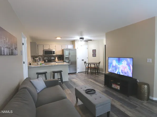 2700 S White Mountain Rd APT 701, Show Low, AZ 85901