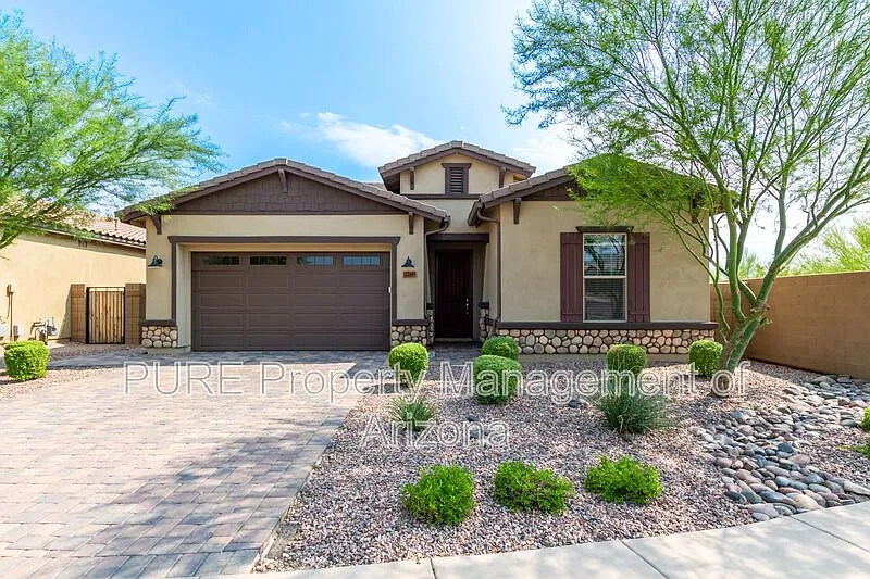 4 bed, 3.0 bath, 2434 sqft, $4,200 — Photo 1
