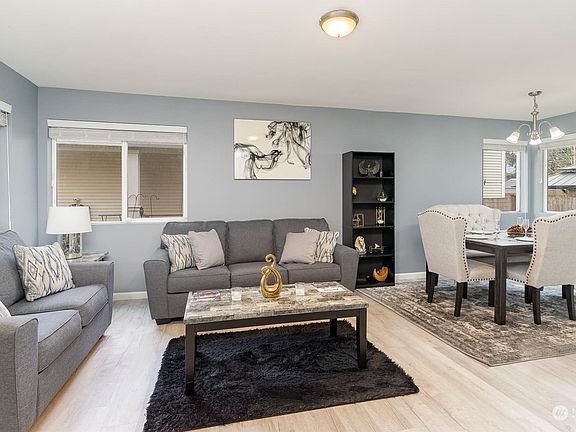 2nd image of 17909 35th Avenue E