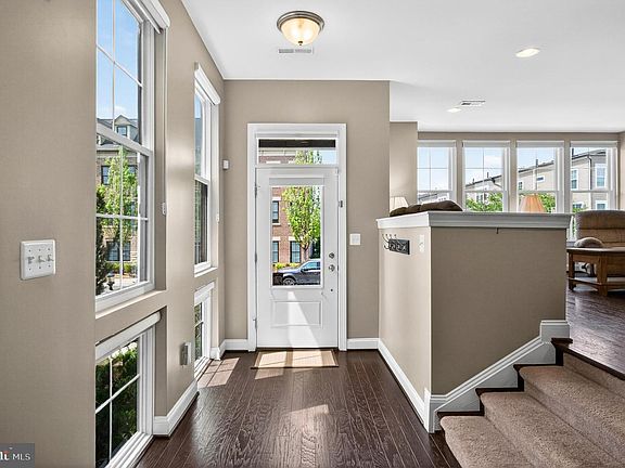 4th image of 23536 Epperson Sq