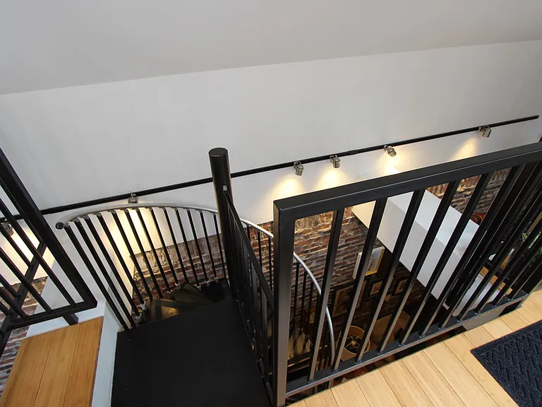 139 7th St #2000 — Photo 49
