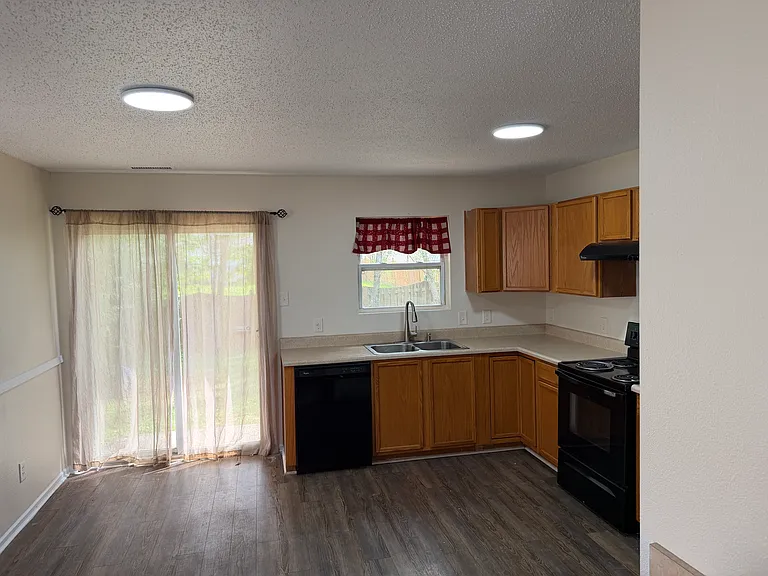 10849 Inspiration Dr — Photo 7
