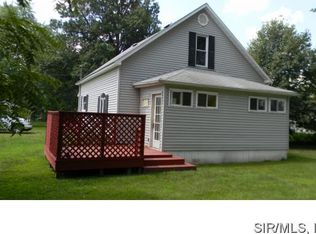 908 1st St, Gillespie, IL