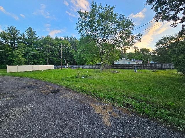 2nd image of 0 Fox Ln