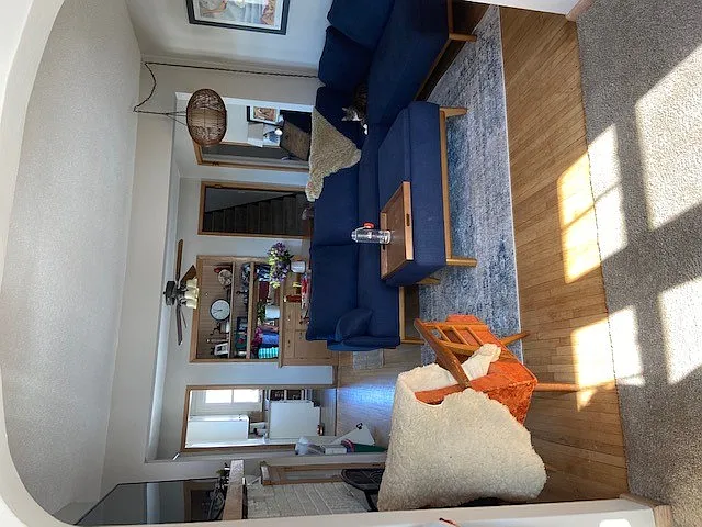 1517 Como Ave #A — Photo 7