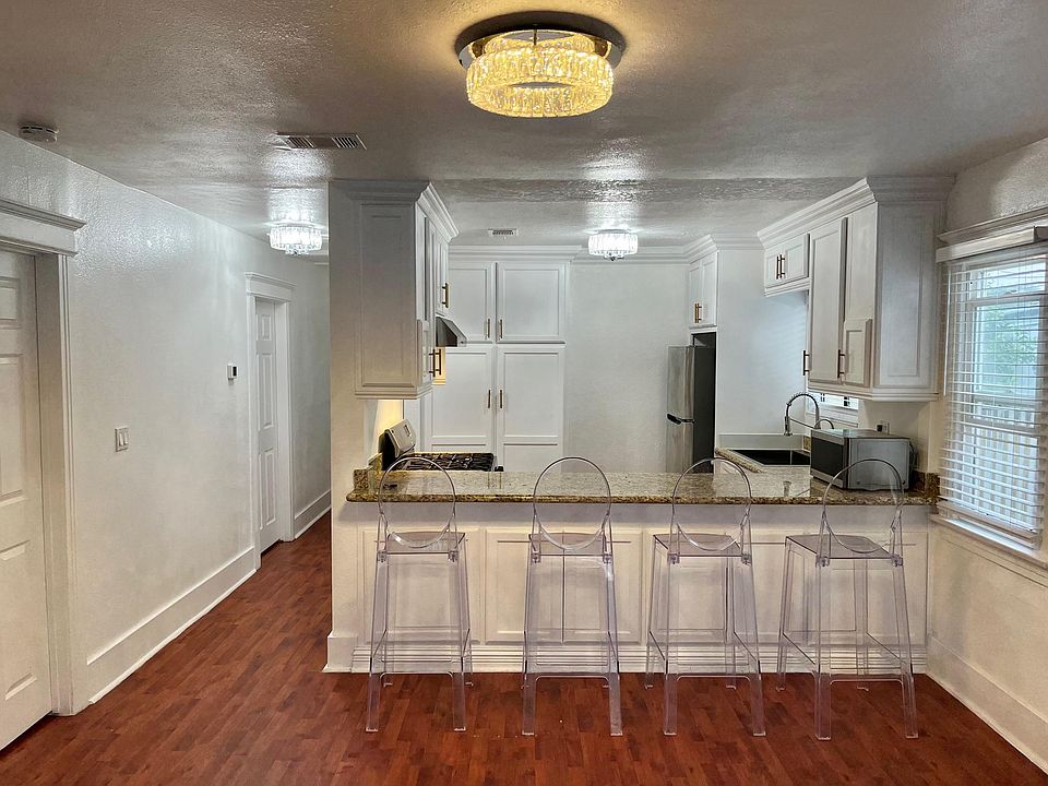 1st image of 13241 Laureldale Ave