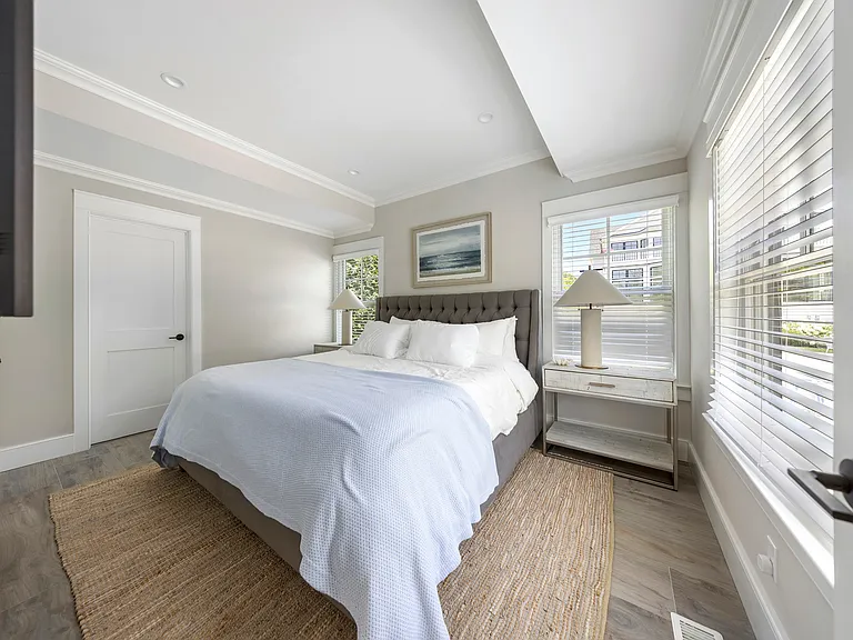 13 Beach Ln — Photo 24