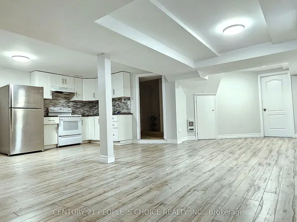43 Ramblewood Ln #Basement, Vaughan, ON L4J 6R8