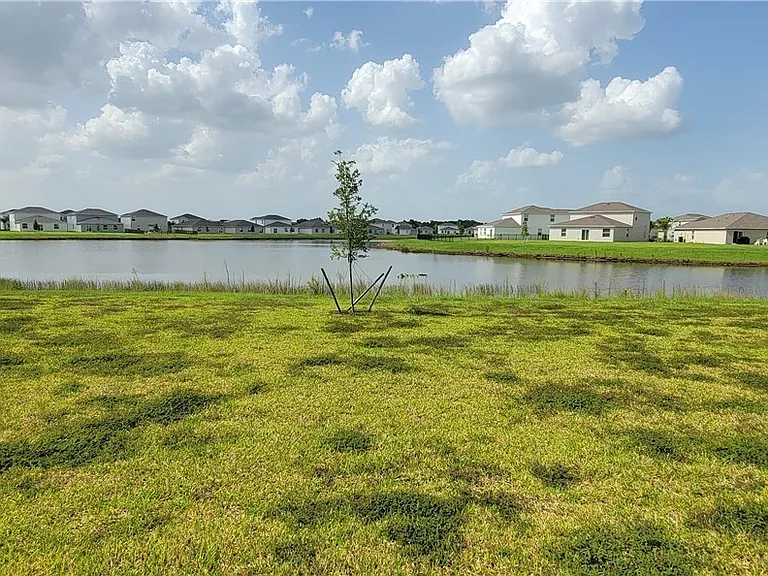 19709 Garden Ridge Ct — Photo 4