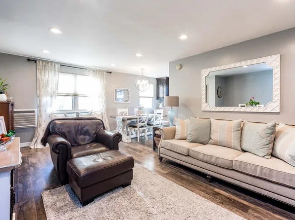 230-07 Grand Central Pkwy #B, Oakland Gardens, NY 11364