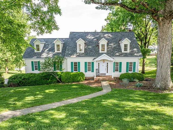 20010 Oakwood Dr, Abingdon, VA 24211