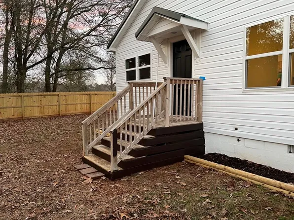 2385 Highway 225 N, Chatsworth, GA 30705