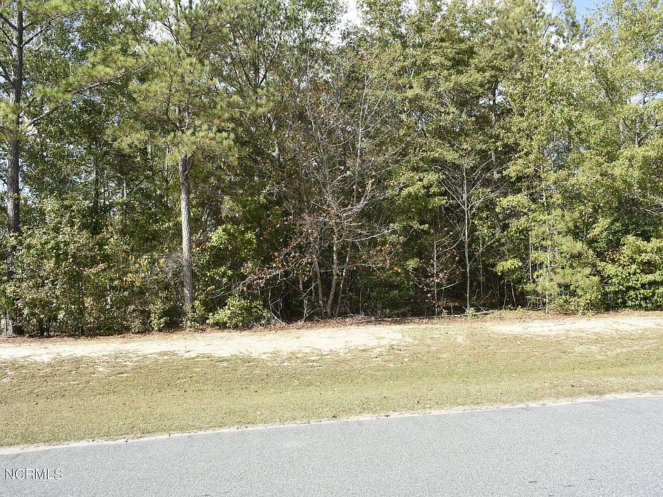 1st image of 147 Deer Pointe Drive