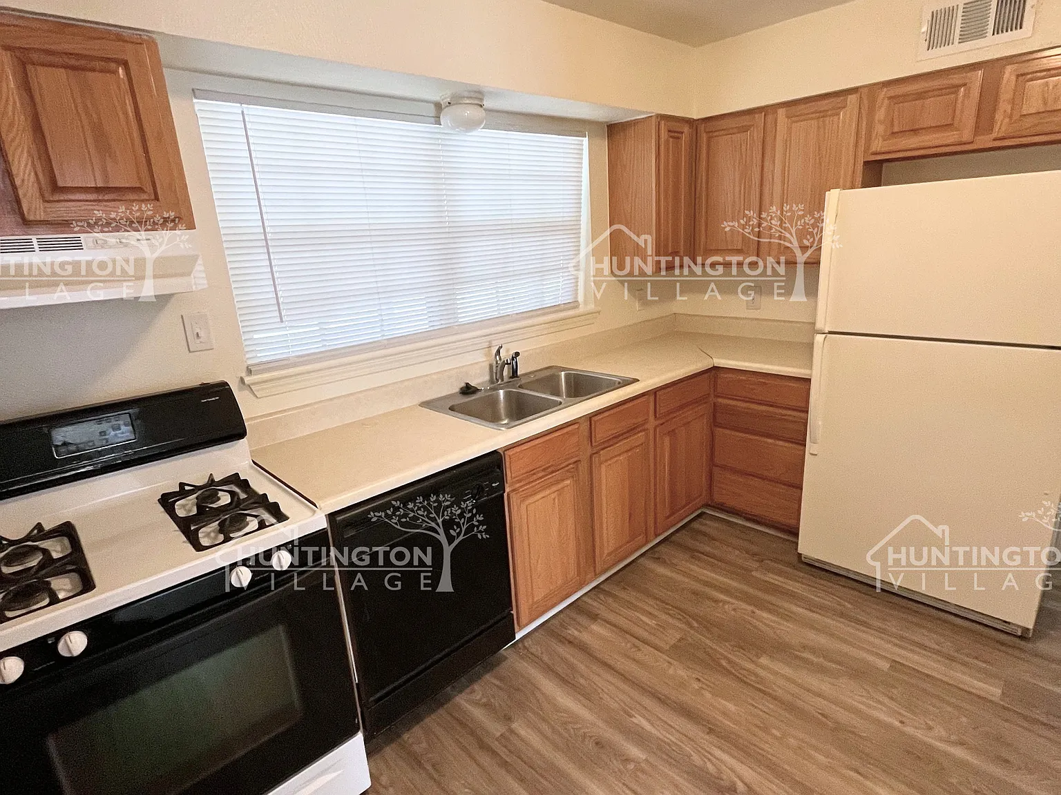 4 bed, 1250 sqft, $1,495 — Photo 3