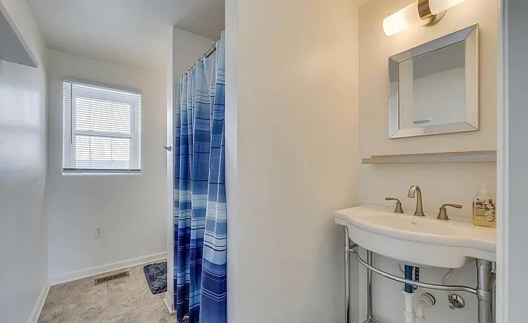 1200 Riverside Ave — Photo 11