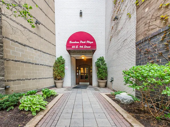 40 E 9th St APT 903, Chicago, IL 60605