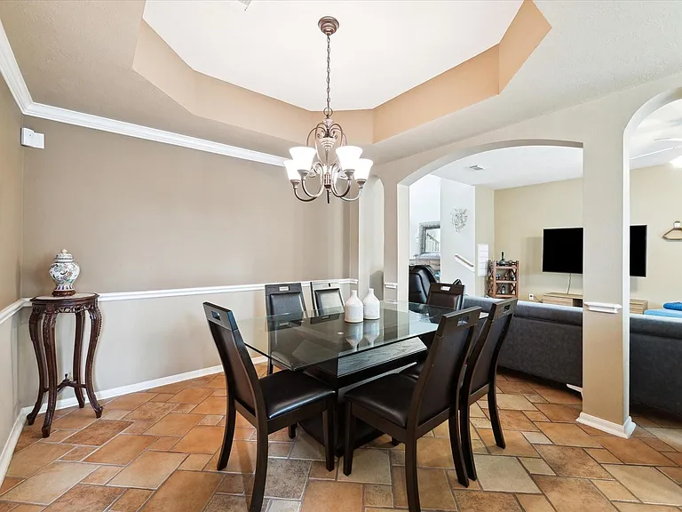 11215 Royce Palms Dr — Photo 5