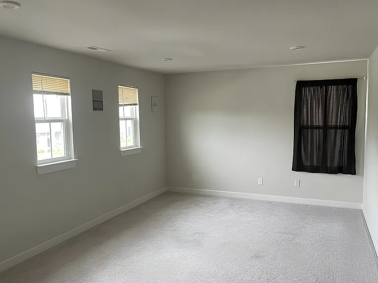 240 Gathering Ln — Photo 10
