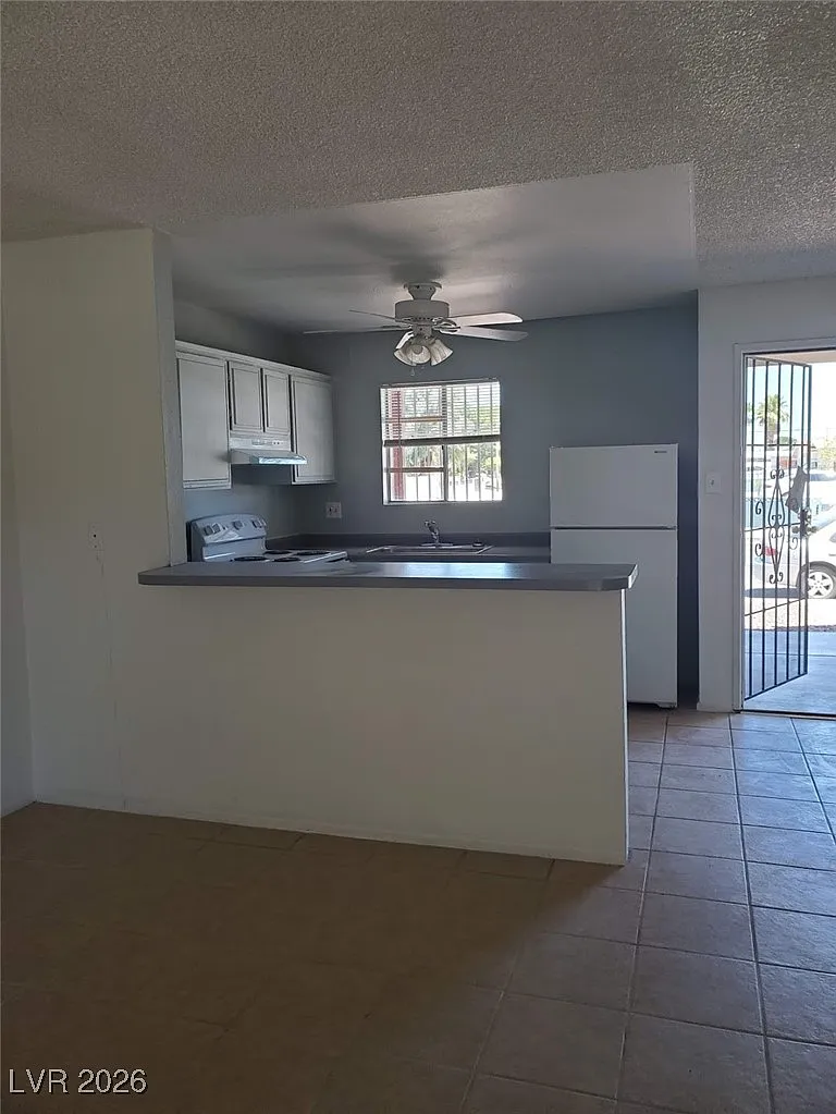 2 bed, 2.0 bath, 862 sqft, $1,250 — Photo 3