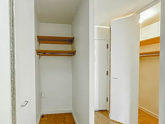 Rented by Manhattan Realty Group | media 5