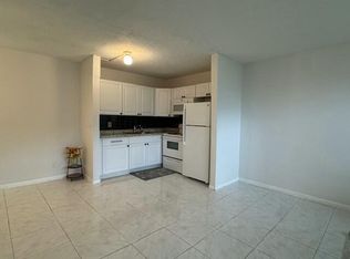 275 Camden L #L, West Palm Beach, FL 33417